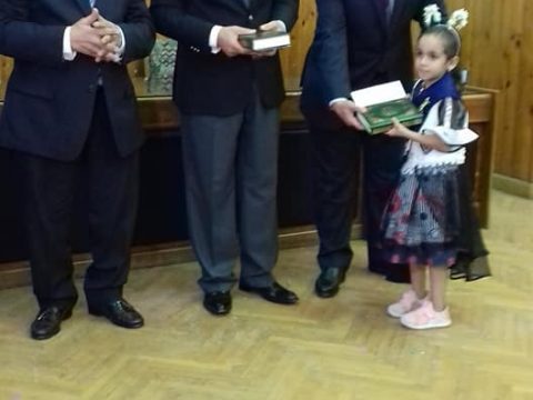 68401907_505981570171369_6807460573601595392_n-1-480x360