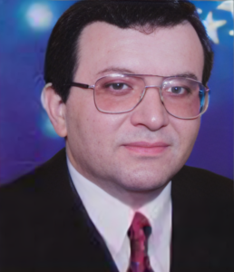الأستاذ / أحمد أحمد عامر