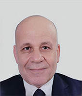 الأستاذ / أشرف قطب الخولي